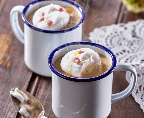 Velouté de châtaigne en cappuccino