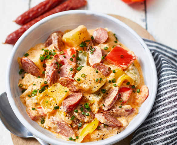 Kartoffel-Gulasch mit Kabanossi