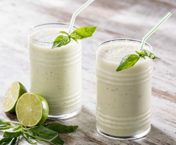 Frappè al lime e basilico