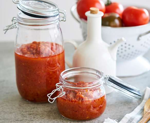 Molho de tomate e vodka