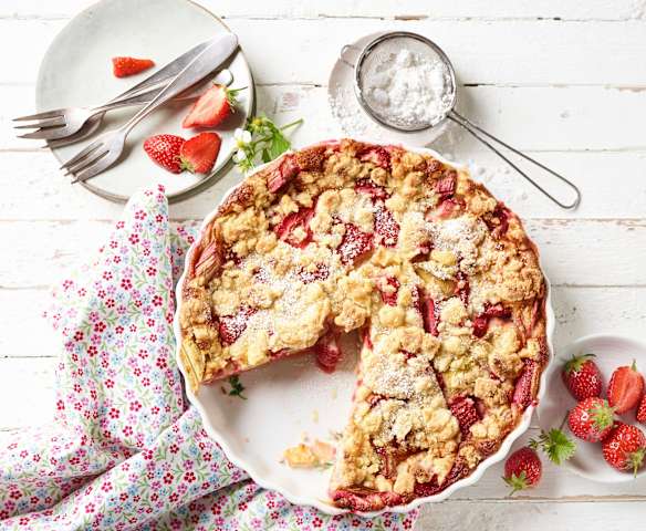 Erdbeer-Rhabarber-Clafoutis