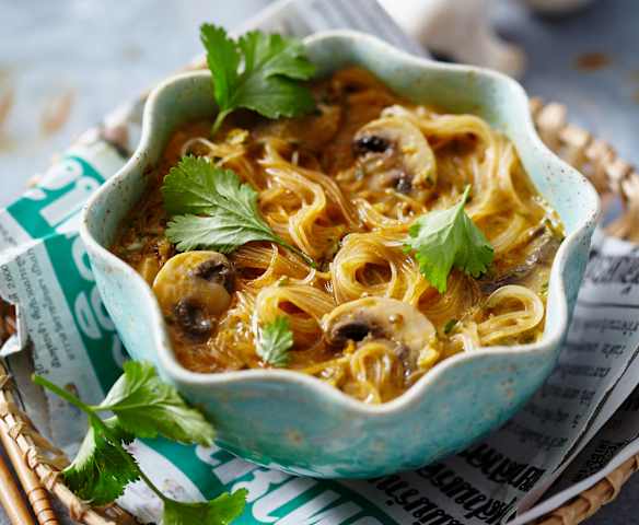 Sopa asiática de champiñones al curry (sin gluten) Sopa asiática de champiñones al curry (sin gluten)