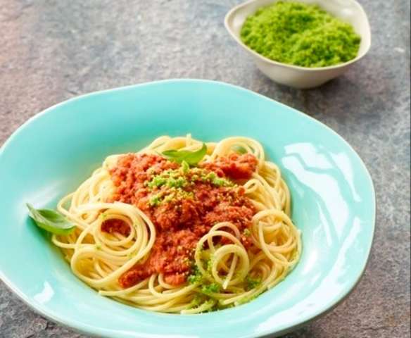 Sauce Bolognese mit Petersilien-Parmesan