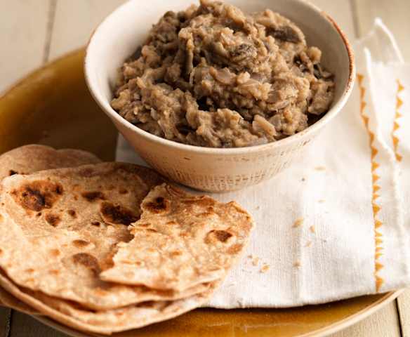 Baingan Bhurta (Aubergine Bhurta)
