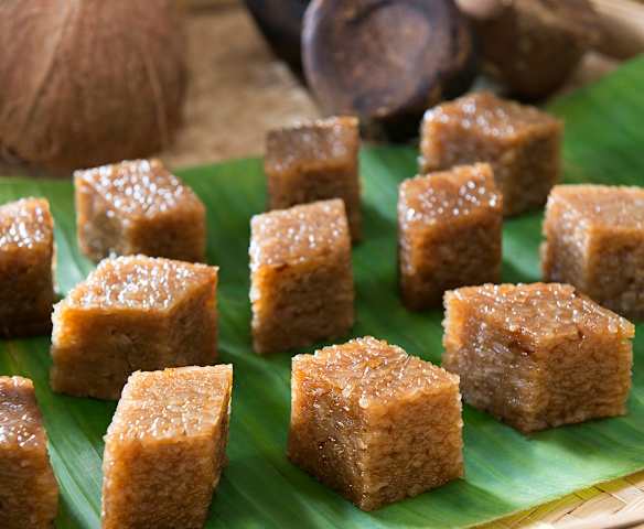 Wajik (palm sugar glutinous rice)