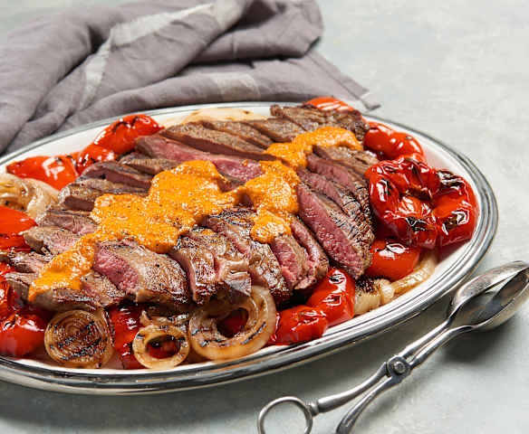 Gegrilde Steak met Rode Pepersaus