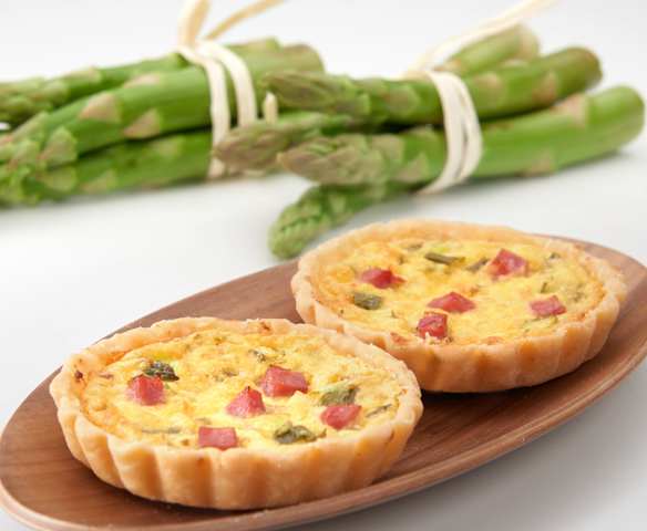 Tartellette con zabaione salato agli asparagi (senza glutine)