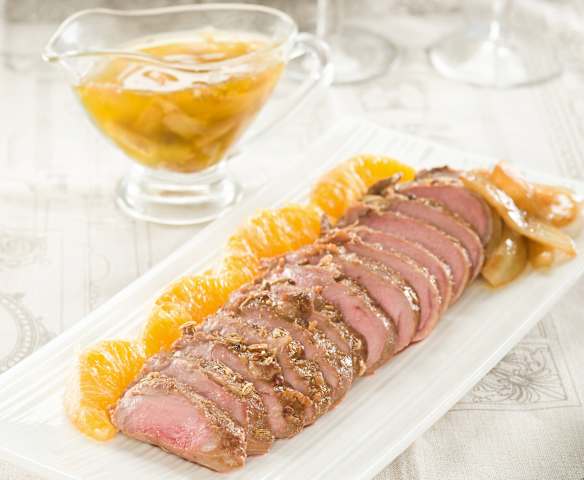 Solomillo de cerdo con hinojo y naranja