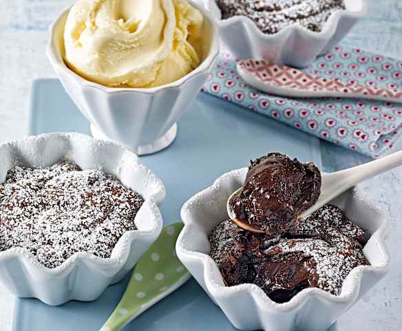 Mini-Schokokuchen mit weichem Kern