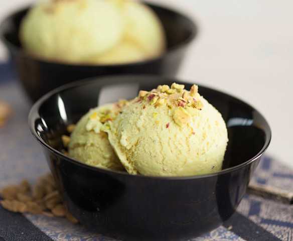 Helado de azafrán y pistacho (Kulfi)