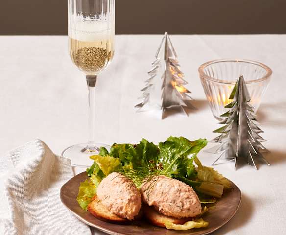 Lachscreme mit Endiviensalat