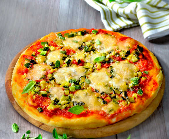Pizza with Courgettes