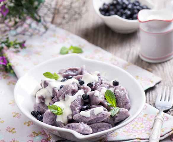 Jagodowe kluski leniwe