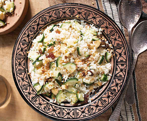 Ensalada de arroz con pepino, plátano y pasas (Chad)