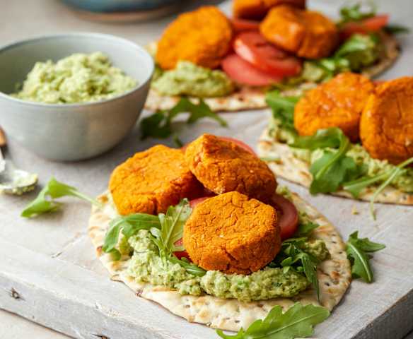 Sweet Potato and Butter Bean Falafel Flatbreads with Broad Bean Houmous Sweet Potato and Butter Bean Falafel Flatbreads with Broad Bean Houmous