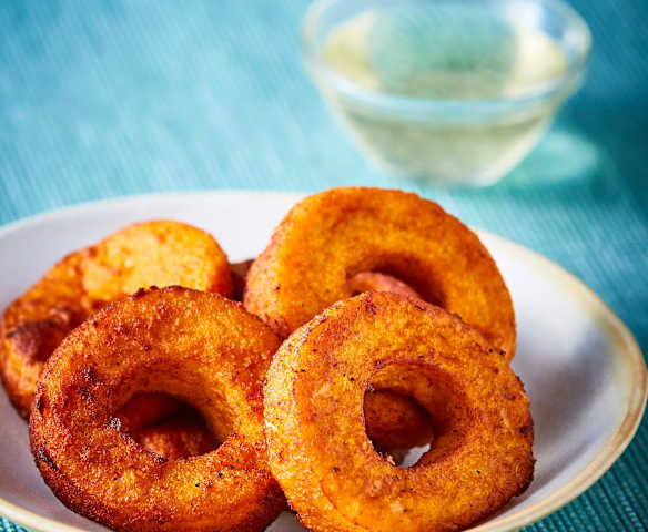 Kuih keria (donas de camote)