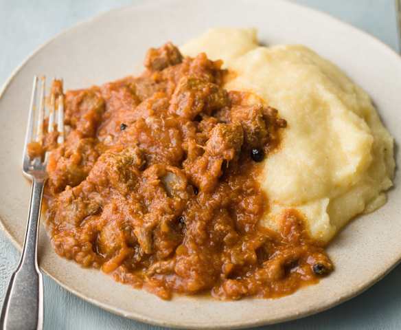 Mixed Meat Stew with Polenta - Spezzatino misto con polenta