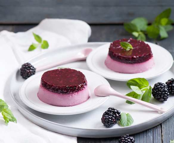 Jeżynowa panna cotta Jeżynowa panna cotta