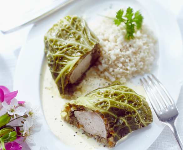 Hähnchenbrust im Wirsingmantel
