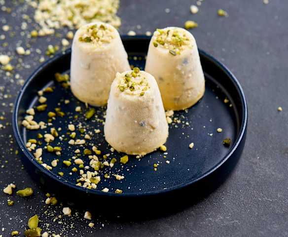 Kulfi de manga e açafrão