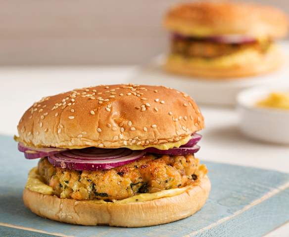 Hamburguesa de salmón