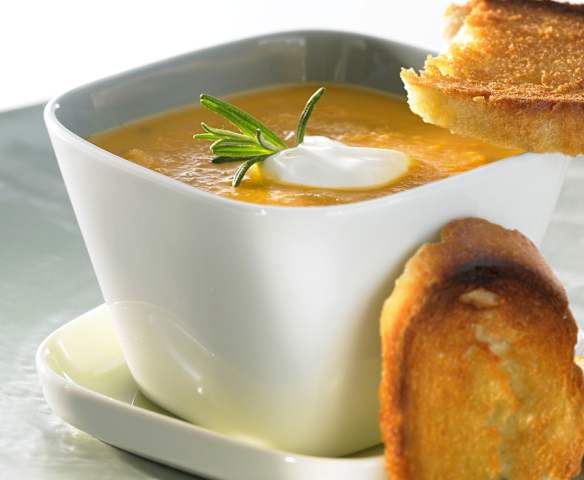 Möhrensuppe mit Ingwer