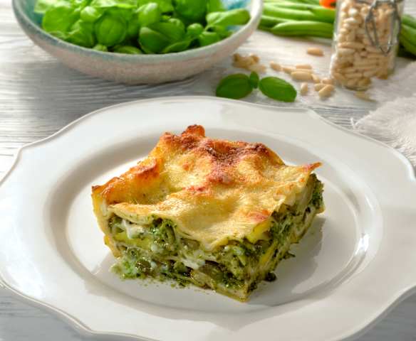 Pesto-Lasagne mit Kartoffeln und grünen Bohnen
