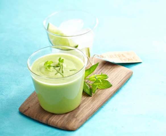 Gaspacho d'avocat au citron vert