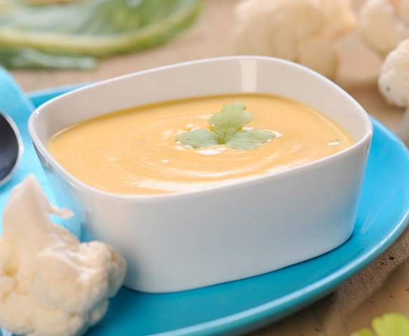 Krémová květáková polévka