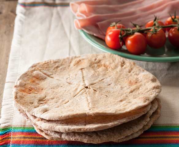 Pan plano de centeno