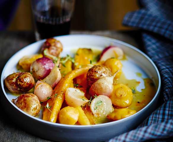 Cocotte de légumes anciens glacés au miel