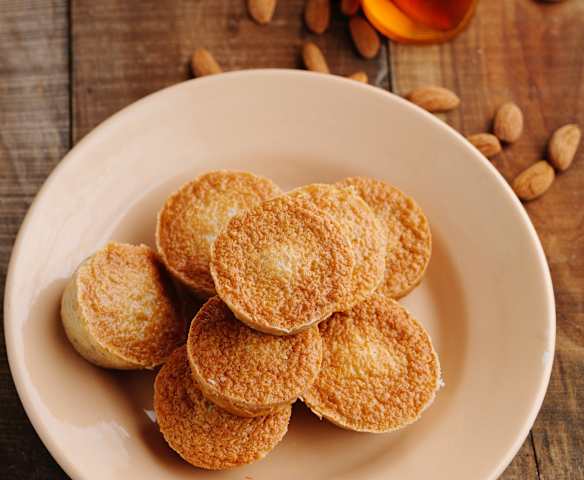 Queques de mel e frutos secos