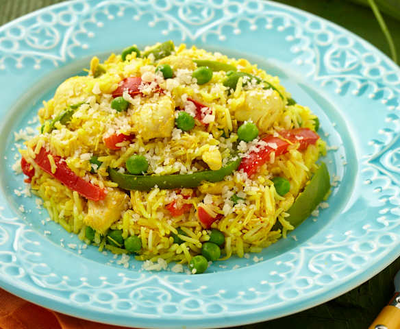 Žlutá rýže s kuřetem