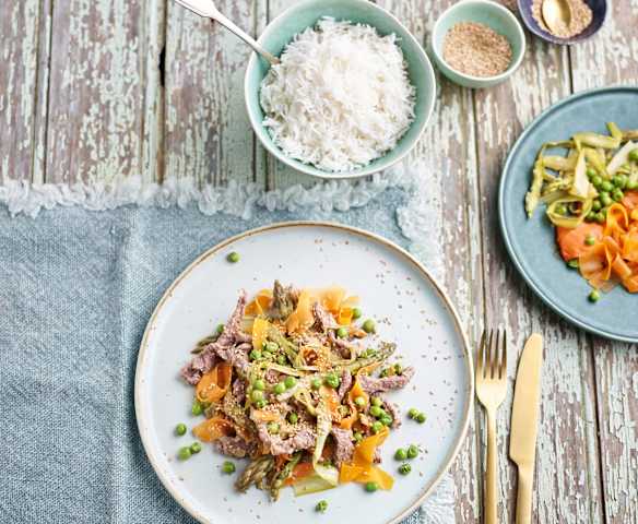 Strogonoff de vitela com legumes