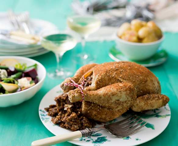 Whole steamed chicken