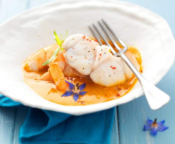 Lotte et crevettes à l'américaine Lotte et crevettes à l'américaine