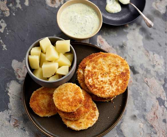Schnitzel de aipo com molho de iogurte