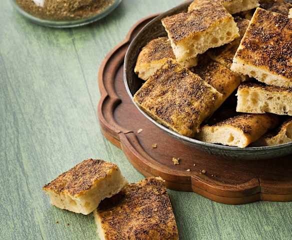 Pan especiado libanés (Mankoush) - Líbano