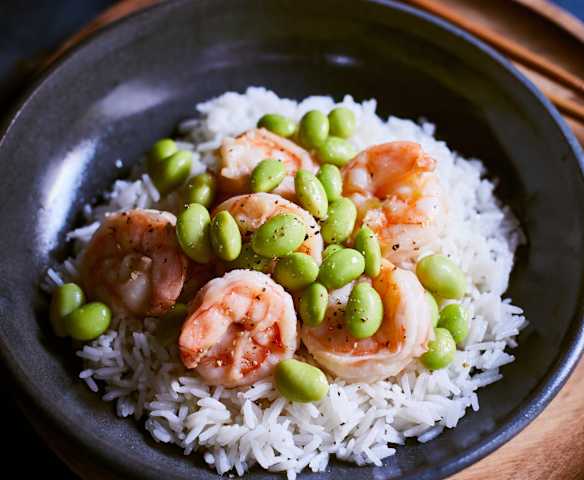 Edamamebohnen mit Garnelen