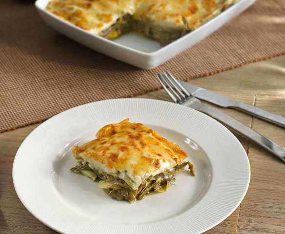 Lasaña de alcachofas y cebolla