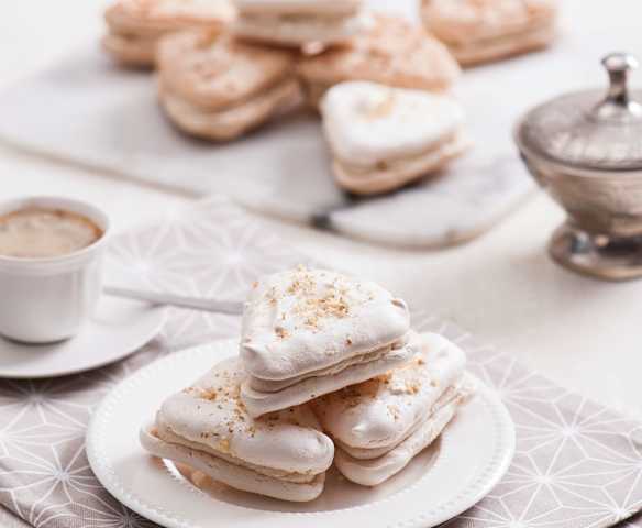 Ciastka bezowe "Sokoły" Ciastka bezowe "Sokoły"