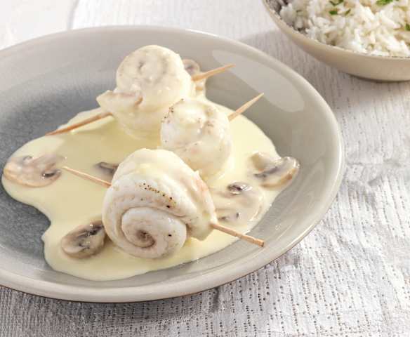 Filetti di sogliola al vino in salsa di funghi