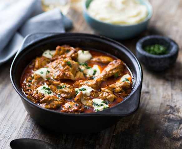Paprika chicken with sour cream sauce Paprika chicken with sour cream sauce