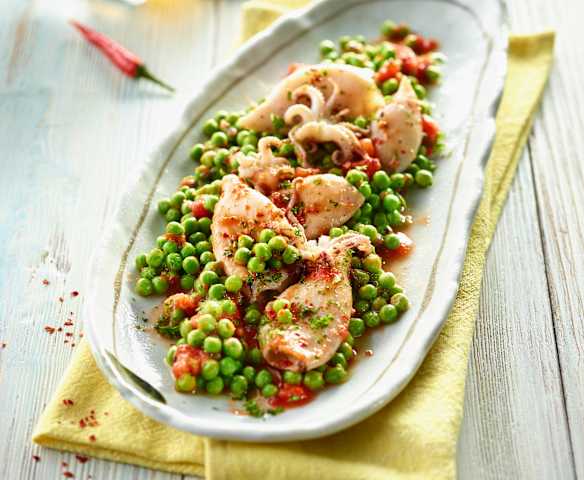 Tintenfisch mit Erbsen