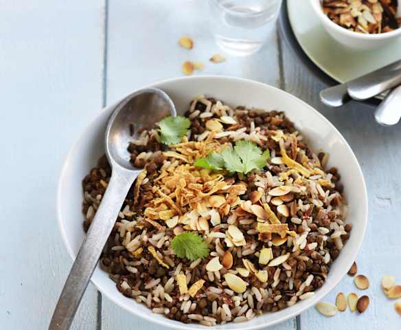Salade de lentilles et riz aux amandes