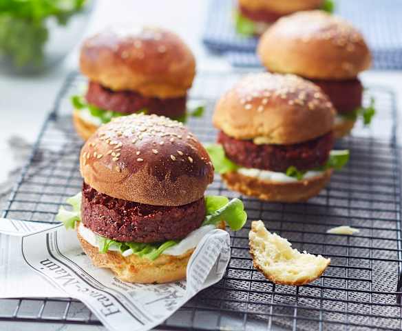 Burgery z buraka Burgery z buraka