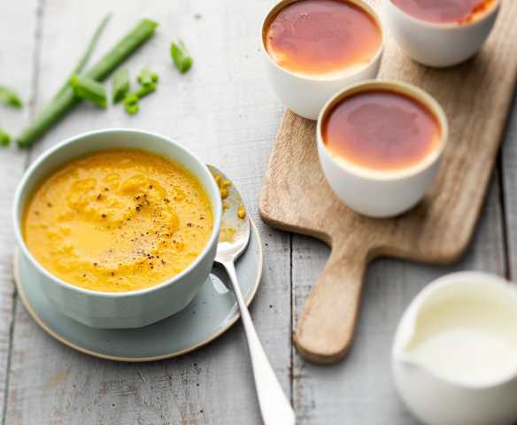 Velouté de légumes et crème caramel