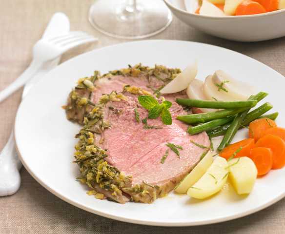 Agnello al vapore con verdurine