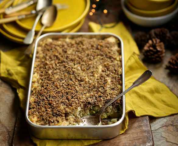Bacalhau com batata e puré de brócolos