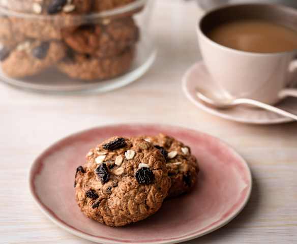 Oat and Raisin Lactation Cookies Oat and Raisin Lactation Cookies
